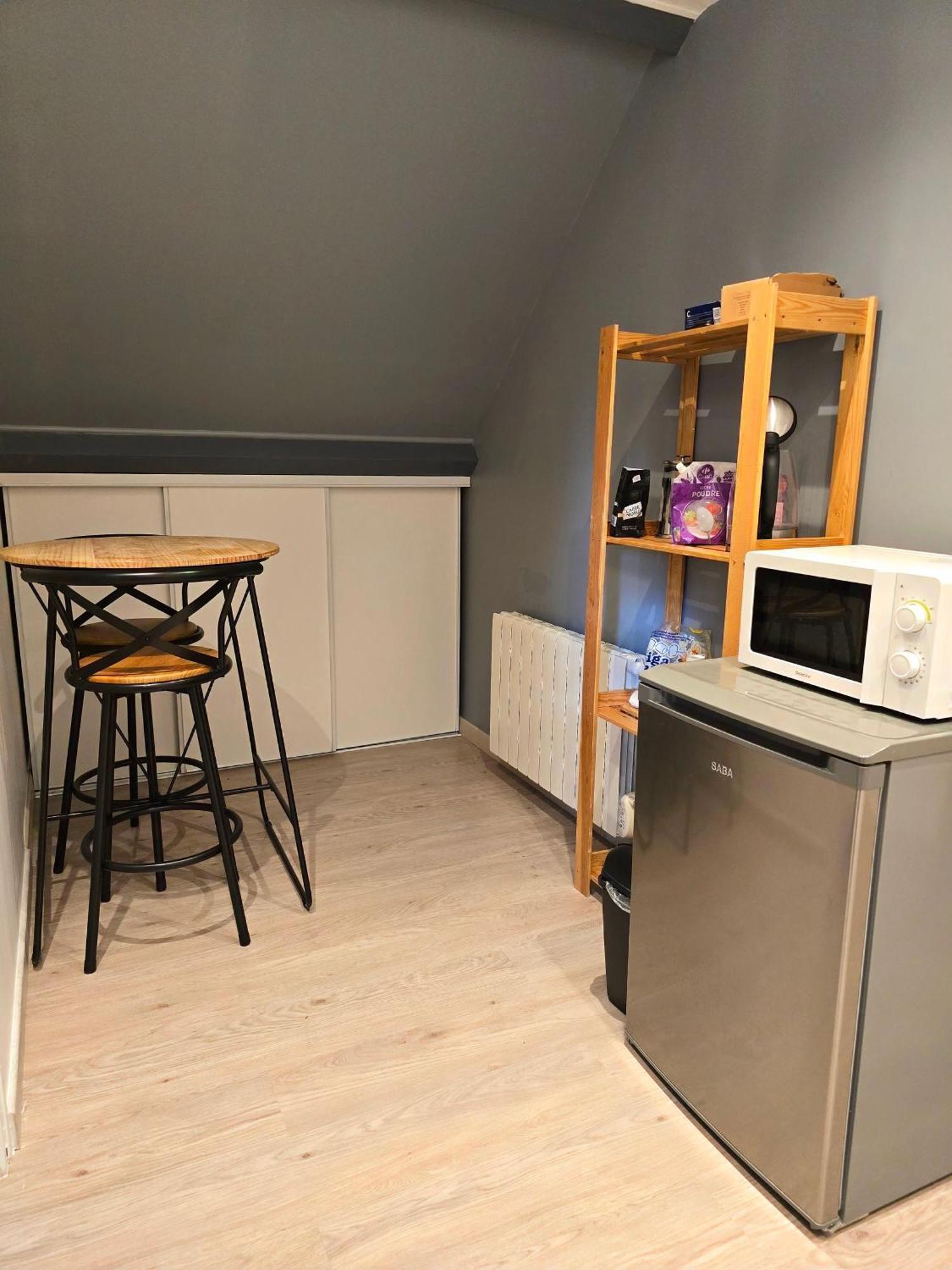 Chambre Privee A 10Min De Roissy Cdg, Au Calme, Parking Gratuit Le Mesnil-Amelot Exterior foto